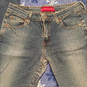 LEVI’S JEANS